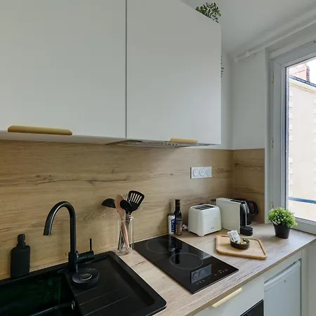 Cosy - Entre Le Chateau Des Ducs Et Le Jardin Des Plantes Appartement
