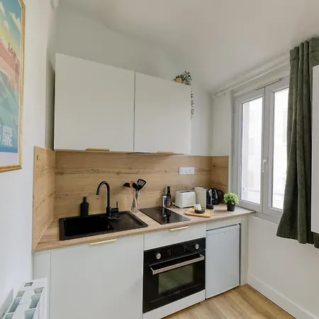 Cosy - Entre Le Chateau Des Ducs Et Le Jardin Des Plantes