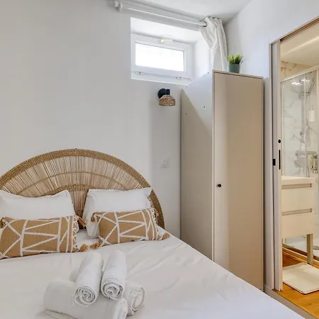 Cosy - Entre Le Chateau Des Ducs Et Le Jardin Des Plantes