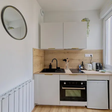Cosy - Entre Le Chateau Des Ducs Et Le Jardin Des Plantes